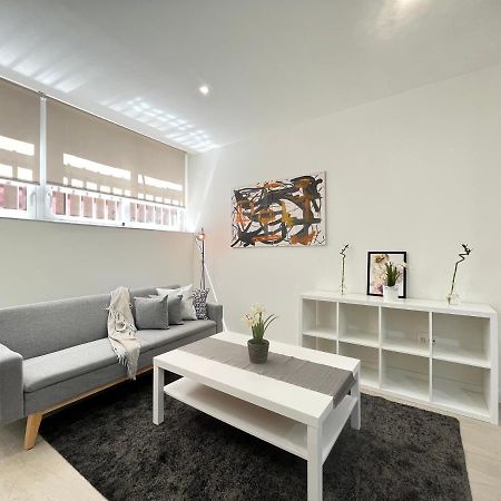 Acogedor Infanta Mercedes Apartment Мадрид Екстериор снимка