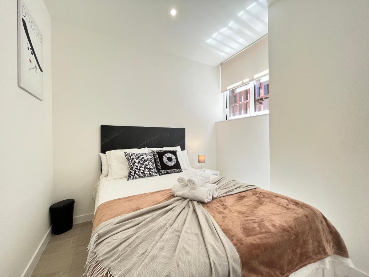 Acogedor Infanta Mercedes Apartment Мадрид Екстериор снимка