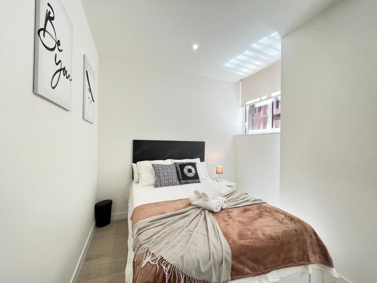 Acogedor Infanta Mercedes Apartment Мадрид Екстериор снимка