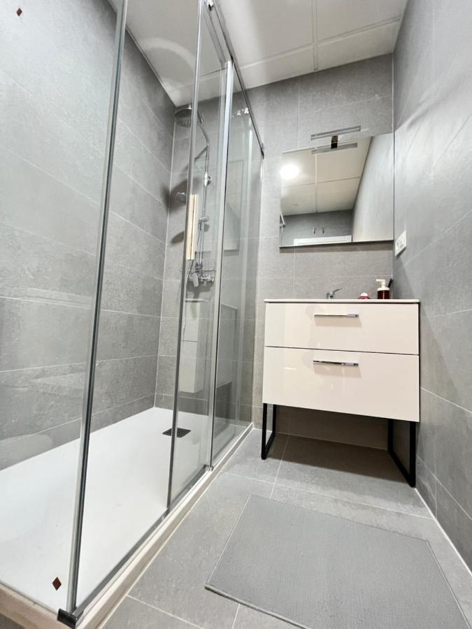 Acogedor Infanta Mercedes Apartment Мадрид Екстериор снимка
