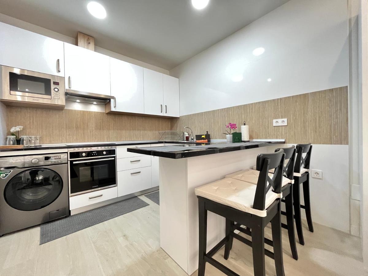 Acogedor Infanta Mercedes Apartment Мадрид Екстериор снимка
