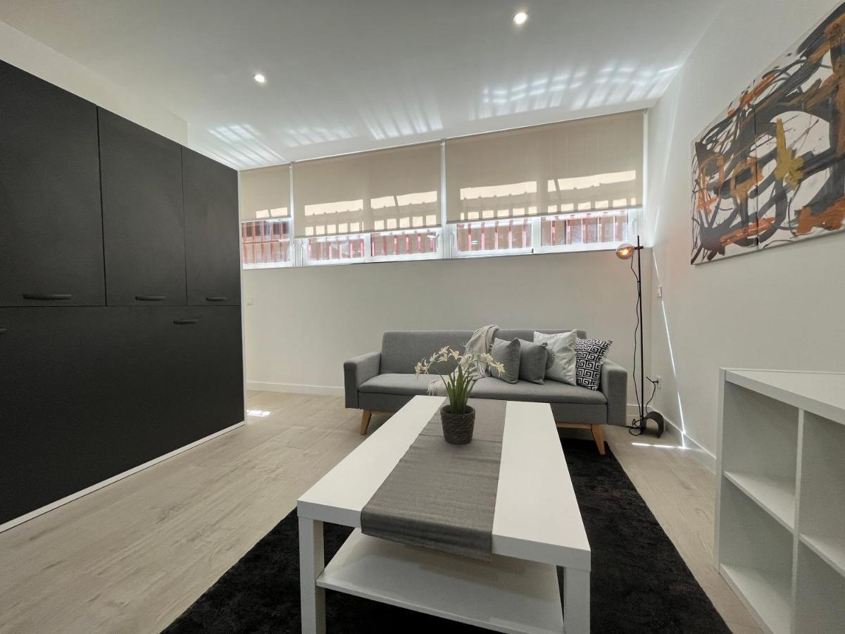 Acogedor Infanta Mercedes Apartment Мадрид Екстериор снимка